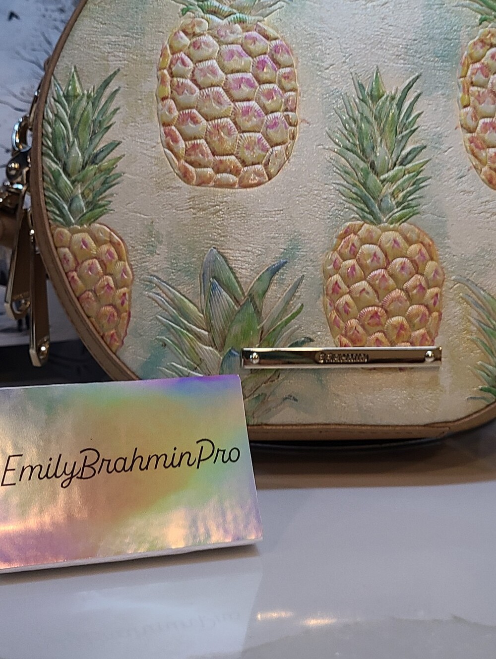 Brahmin Lane Multi Pompano Pineapple Round Crossbody Bag EUC - Picture 3 of 14
